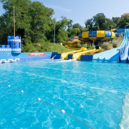 *Акваград Hotel and Spa